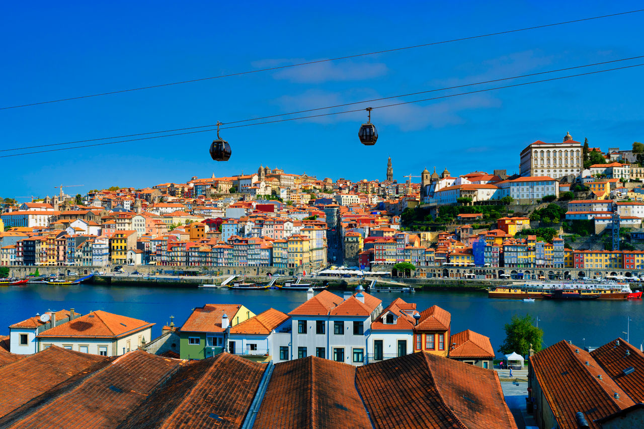 famous-view-porto-douro-river-portugal-europe